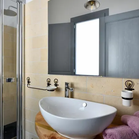 ゲストハウス Fund'e Monte *