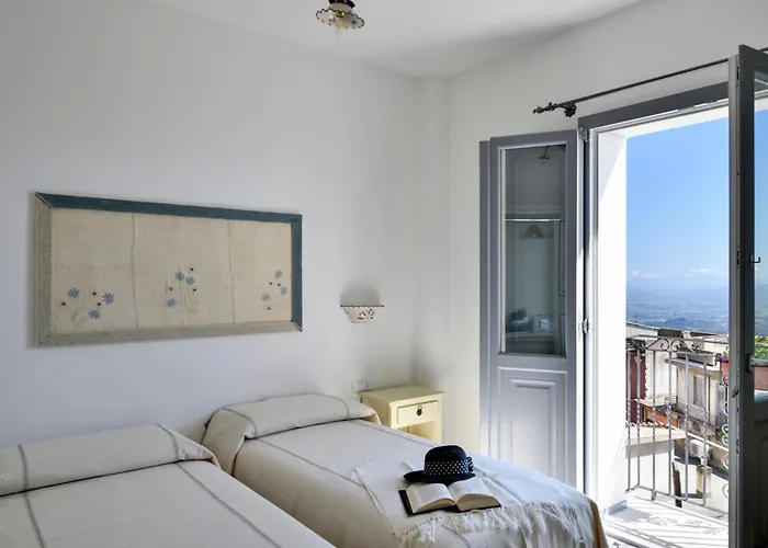 Fund'e Monte * バウネーイ